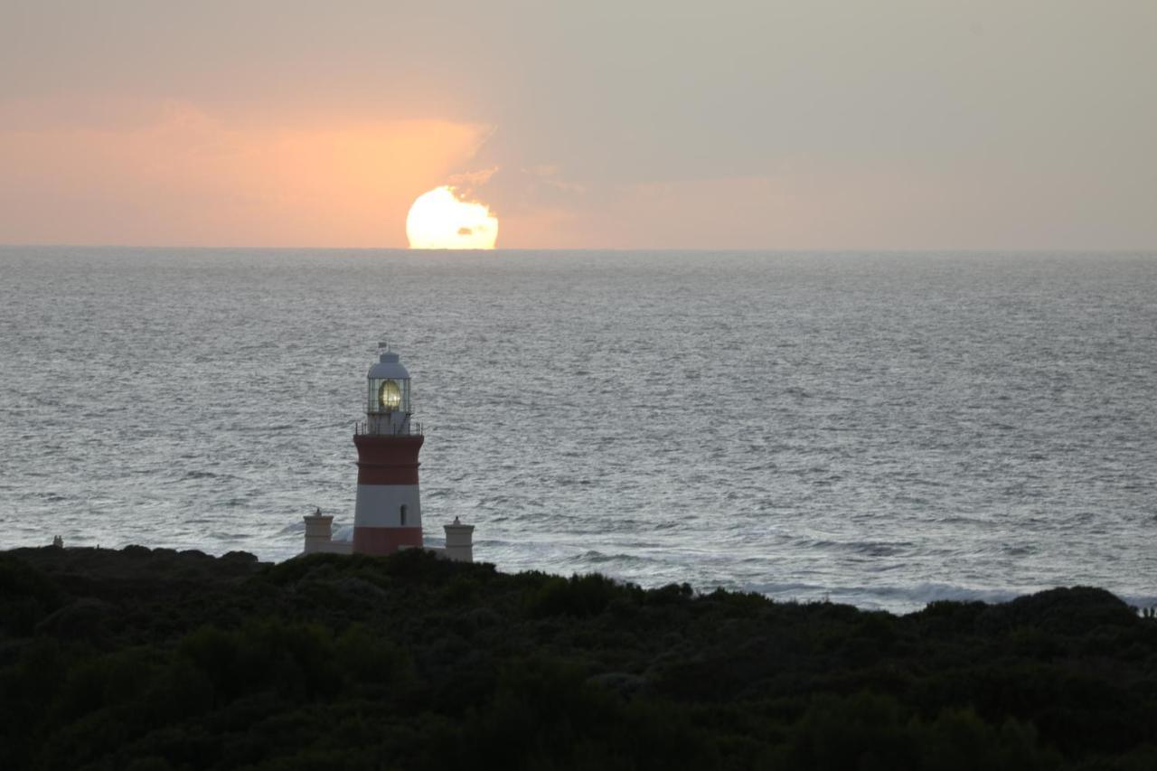 Southern Most Tip Of Africa Apartment With Sea Views 阿古拉斯 外观 照片